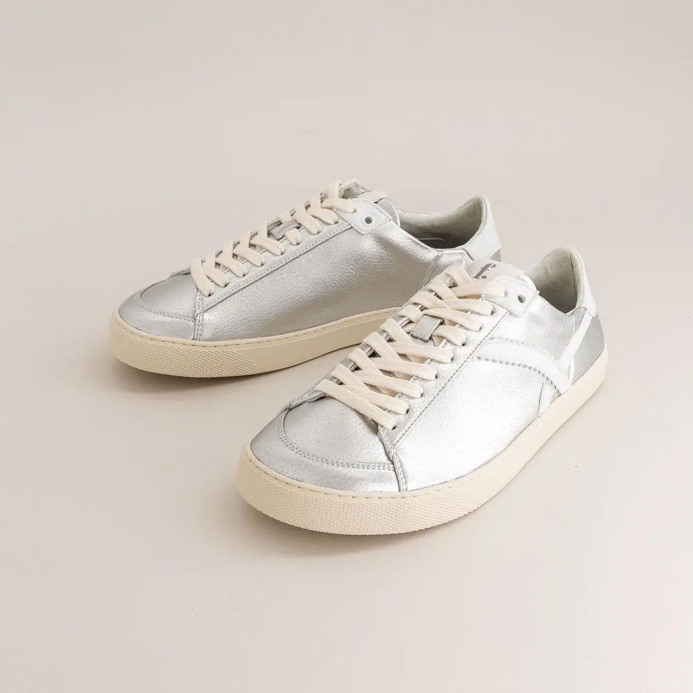 Босоногие кроссовки Fleeters Peach — серебристый